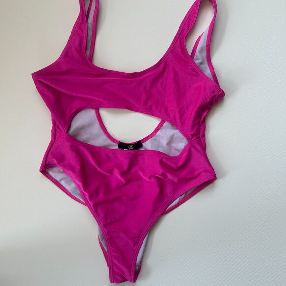 Missguided Hot Pink Scoop Neck Cutout One Piece Bathing Suit - Picture 3 of 5
